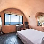 Ramni House: Private With Pool By The Sea Villa