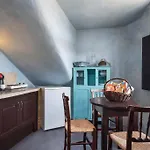 Ramni House: Private With Pool By The Sea Oia (Santorini)