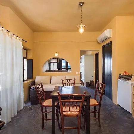 Villa Ramni House: Private With Pool By The Sea Oia (Santorini)