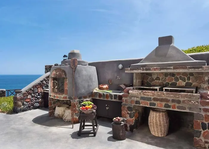 Ramni House: Private With Pool By The Sea فيلة