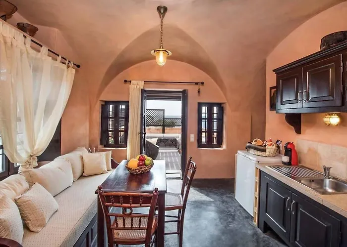 Ramni House: Private With Pool By The Sea فيلة *