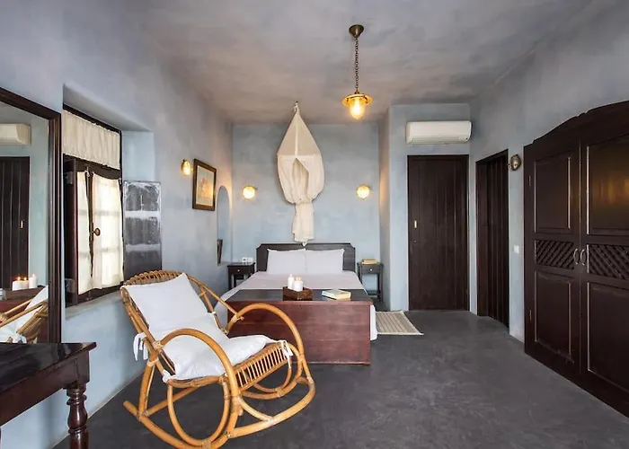 Ramni House: Private With Pool By The Sea فيلة أويا