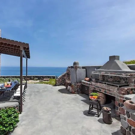 빌라 Ramni House: Private With Pool By The Sea 이아